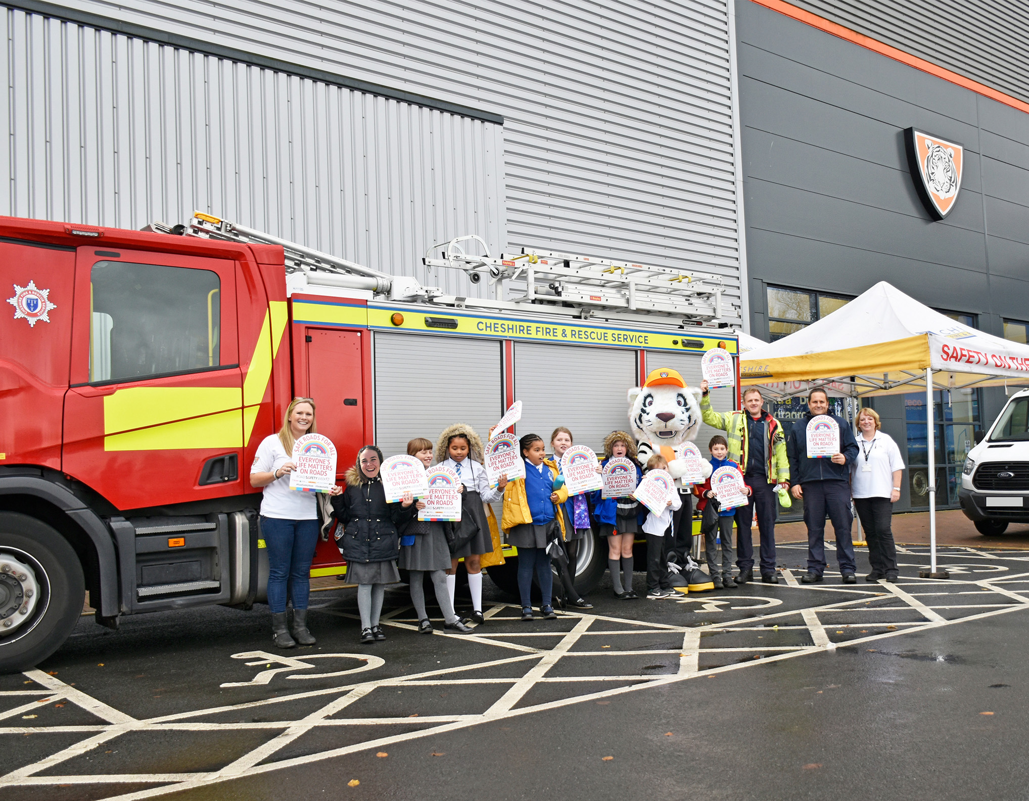 Road Safety Week 2022 Brake Bexton school Passion For Learning charity Fire Rescue car checks - main