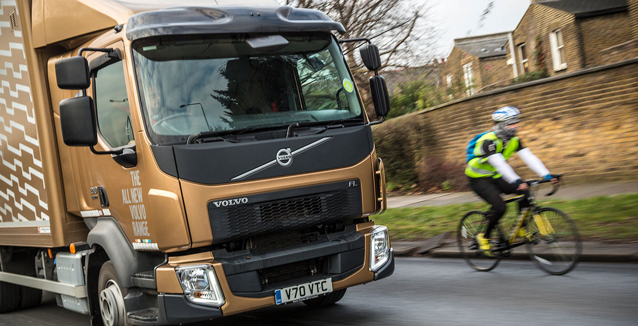 Road Transport Hub - Safety cyclists trucks