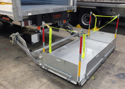 Case-study-Argos-box-van-trailers-detail-Dhollandia-tail-lift-safety