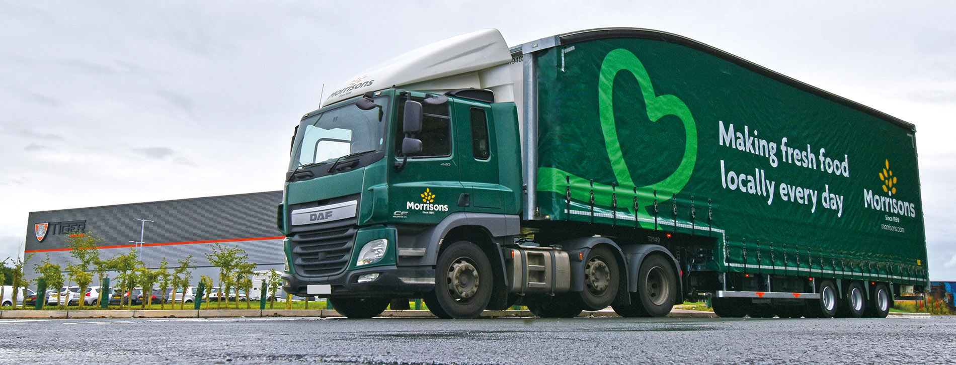 Case-study-Morrisons-supermarket-double-deck-curtainsided-with-truck-tractor-unit-green-new-livery-heart