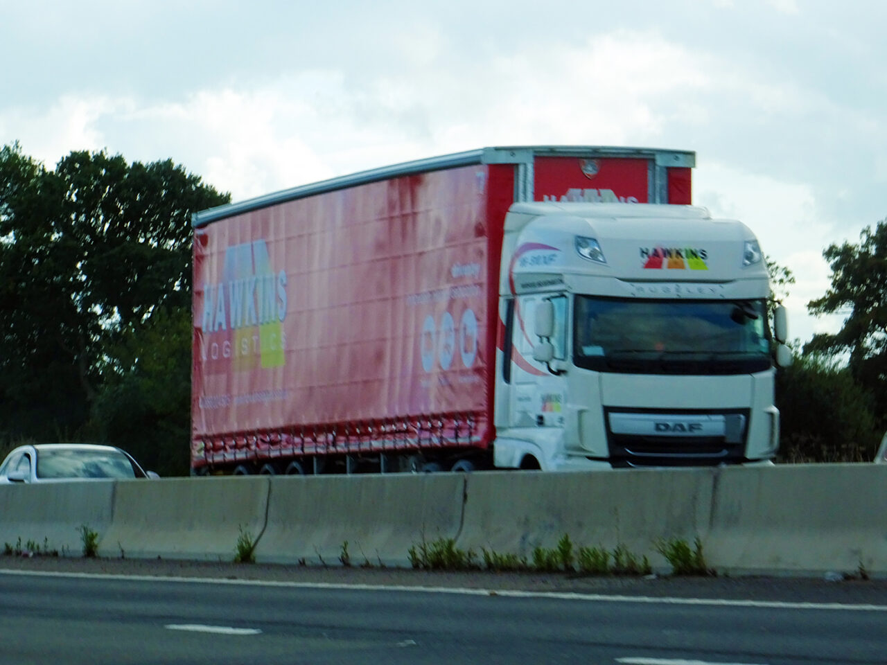 Hawkins-Logistics-curtainsider-Tiger-spot-tag