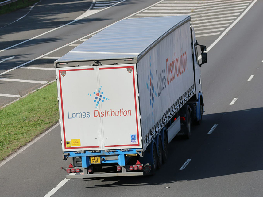 Lomas-Distribution-painted-galvanised-chassis-curtainside-Tiger-trailer-Tim-Pickford