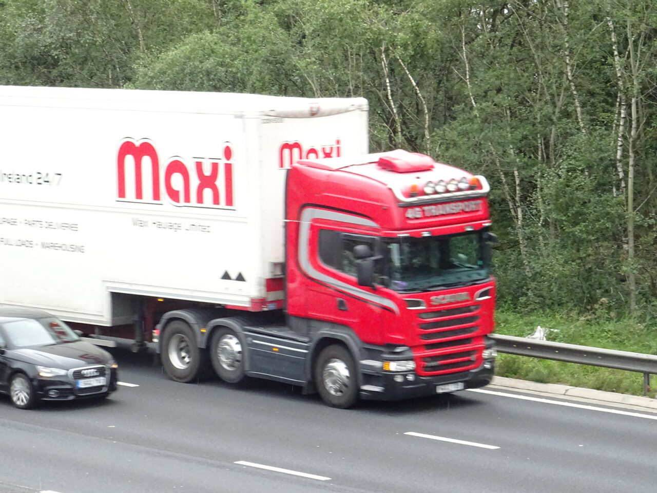 Maxi-Haulage-step-frame-double-deck-Tiger-spot-tag