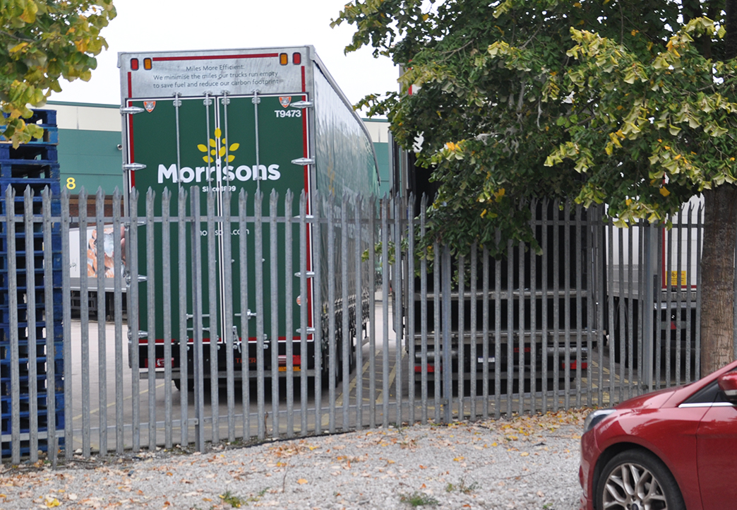 Morrisons-heart-double-deck-curtainsider-Tiger-Trailer-spotted-at-Gadbrook-RDC-Cheshire